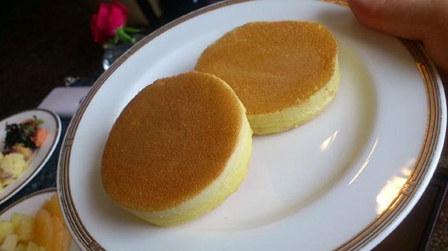 Hさんはパンケーキも持ってきていたので、おなかいっぱいだったけど、一口もらいました。