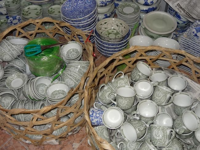 これが焼き上げた陶器です。