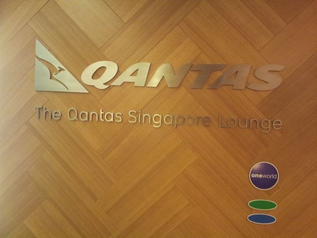 クローズ時間が迫ってきたので、カンタス空港のラウンジを後にして、さてどこに行こうかな。<br />アイスクリームが食べたくなったので再びブリティシュエアウェイズのラウンジへ。<br />先ほども来たよねと言われフリーパスで入場。<br />出発までゆっくり過ごします。