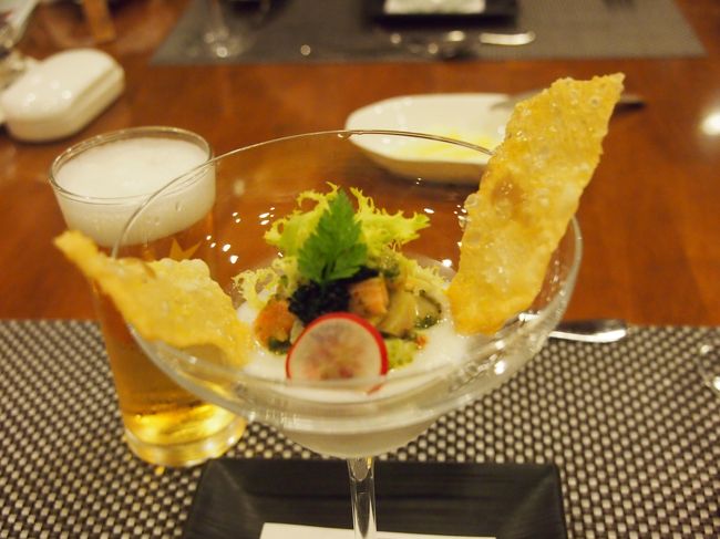 アンティパスト、揚げた湯葉に　魚介のマリナート。