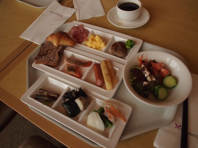 朝ごはん　しっかり食べます。