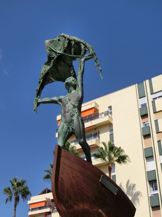 昨日もこの像を取りましたが、空のコンディションでまったくの別物に見えます！