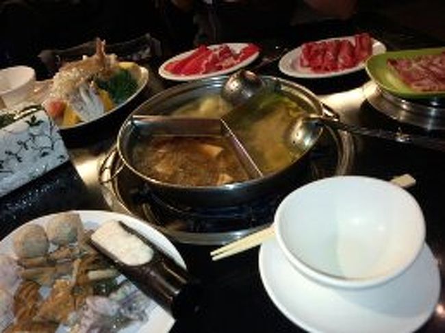 とりあえず電車で２駅の<br /><br /><br /><br />今回初めての天外天へ<br /><br /><br />日本語の喋れるお兄さんがいました。<br /><br />カレー<br />麻辣<br />レモングラスにしました。