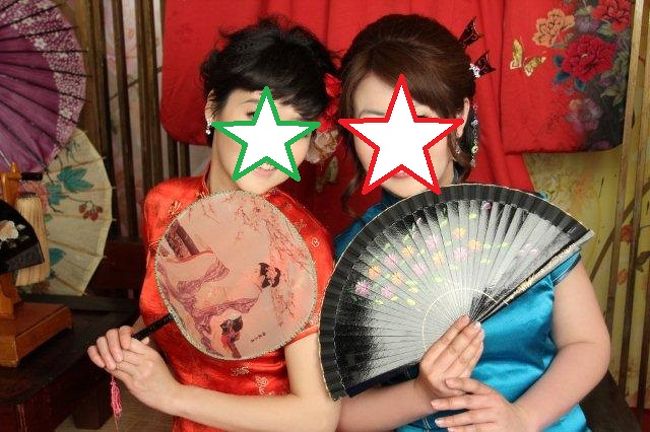 無事 14時半からの変身写真に間に合いました<br /><br />後日出来上がった写真<br />薇閣數位影像館の体験コースへ　2000元です。<br /><br />3日後に受取です。<br /><br />こちらでは写真を自分で選べます<br /><br />選んだ後 1000元で撮った写真を全部CDROMへ入れますとの事<br />その場ではお願いしましたが<br />のち考えると高かった。<br /><br /><br />個人的にはアルファさんが好きかも・・・