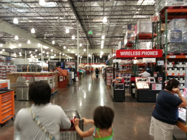 日本とは違う物も沢山置いてあります。