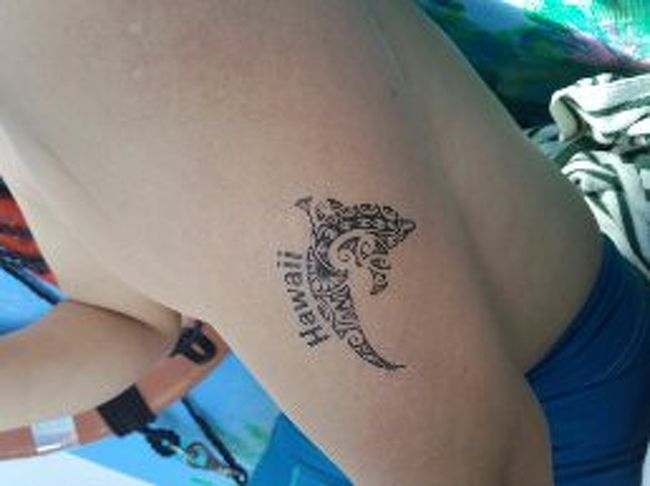 イルカのタトゥーシールです