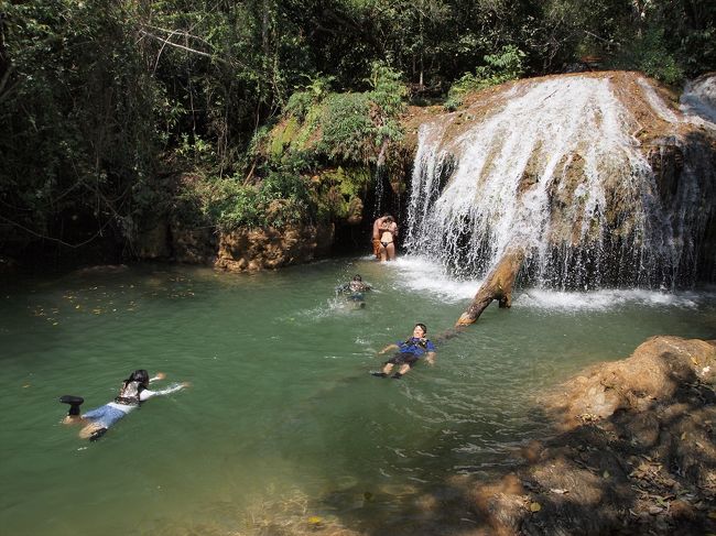 全部で7つの滝を巡ります。