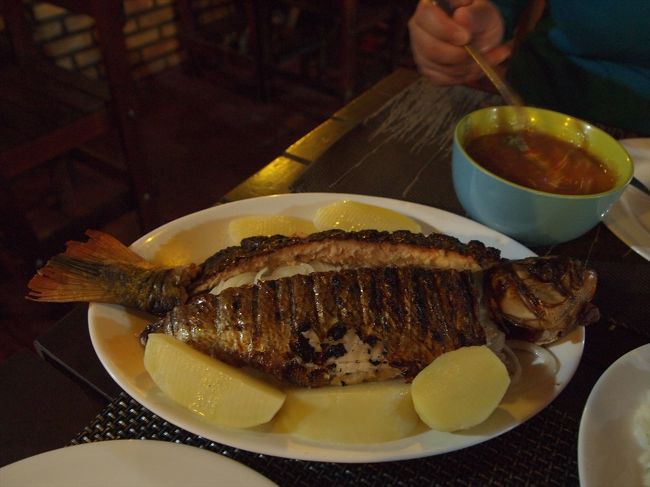 ピラプタンガの焼き魚が一番出るそうです。<br /><br />しょうゆをかけるような塩焼きが出るのかとイメージしてましたが、なんて言えばよいのかよくわからないですが、とにかくおいしかった。