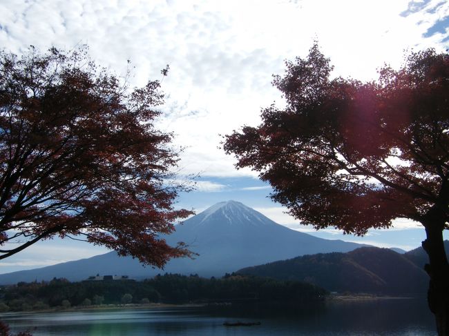 紅葉と富士の定番スポット。