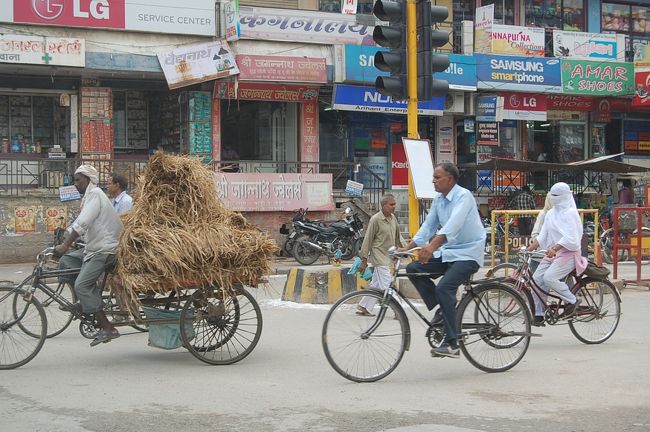 そして街ーー！！<br />・・・って。藁！！！