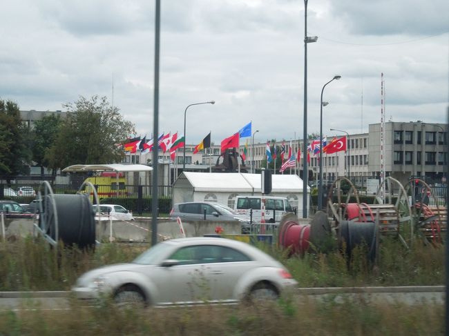 車窓からの景色を楽しみます。