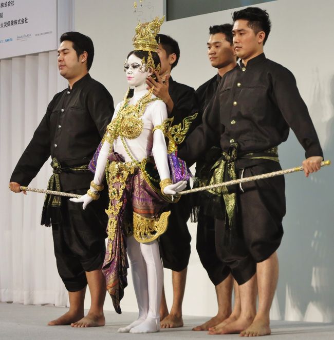 タイ王国 古典舞踊の操り人形 ５体　マリオネット人形 　伝統工芸品 タイ王国 古典舞踊の操り人形 5体 マリオネット人形 伝統工芸品
