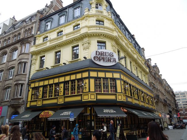 こちらのお店で頂きました。