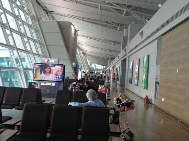 何とかもうすぐ搭乗の時間となりました。