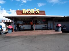 BOB'S BAR-B-QUE

お昼をとっくに過ぎているのに、どんどん人が入ってきます。