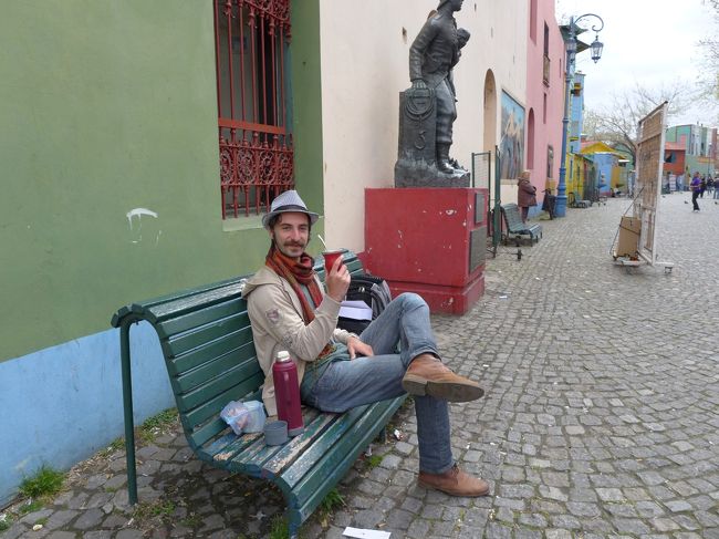 格好のいい男性がいたので、許可をもらって写真を撮らせていただきました。<br /><br />格好いいと思いませんか？