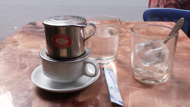 コーヒー。<br />結構いい値段します。<br />味も独特。