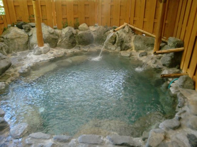 <br />中の様子。<br />アルカリ性のお湯で、石鹸いらず。<br />肌がツルツルして気持ちよかったです。