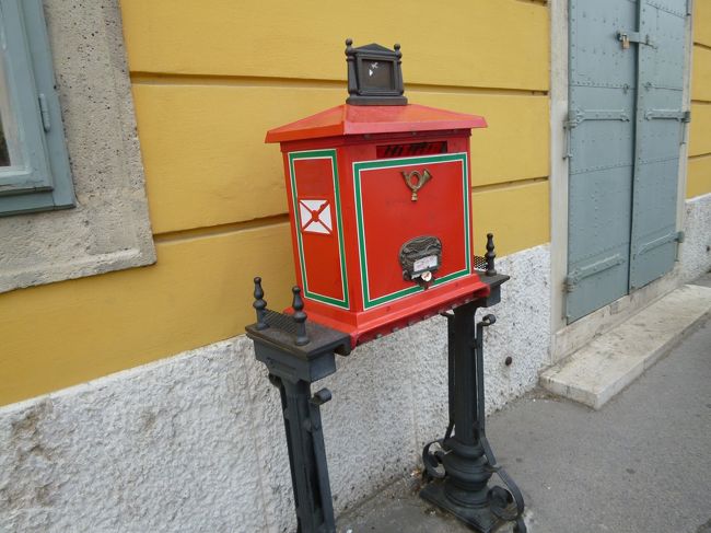 これはポスト。趣ありますね。