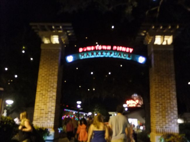 ダウンタウンディズニー