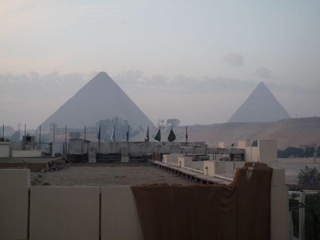 バルコニーに出て撮影。目の前は工事中(^_^;)