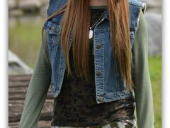 ↑　
キレイにこざっぱり日本的に整備されたこの公園では、天気の良い日あちらこちらで美しいモデルさんが撮影会を行っているようです。


たぶんこの「日本」を冠したこの公園の愛され方に、日本人だったら感動すると思います。

日系人がそれほど多くないはずのアルゼンチンで、どうしてこれだけのものが....日本人的繊細な工夫が随所に残り...しかも手入れが隅々にまで行き届いています。

