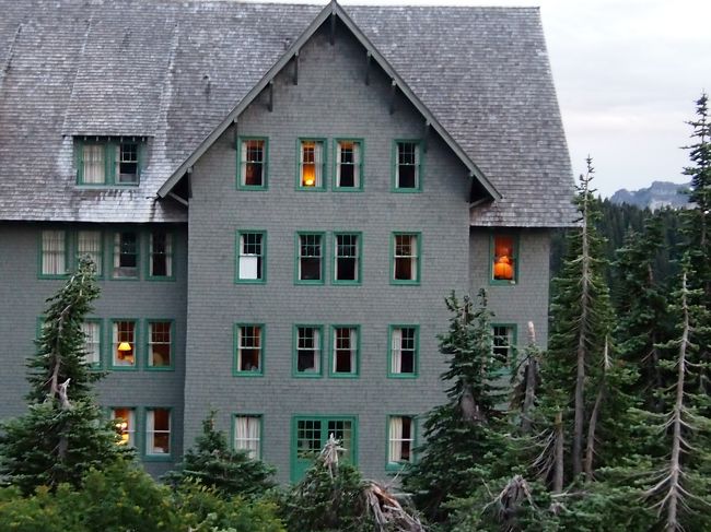 Paradise Innに泊まりました。