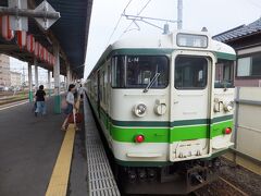 再び長岡から普通電車に乗って新潟をめざします。が寄り道。
途中の東三条で途中下車し弥彦線に乗り換えます。