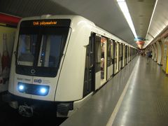 地下鉄M2・3号線に最近導入されたばかりの新型電車。