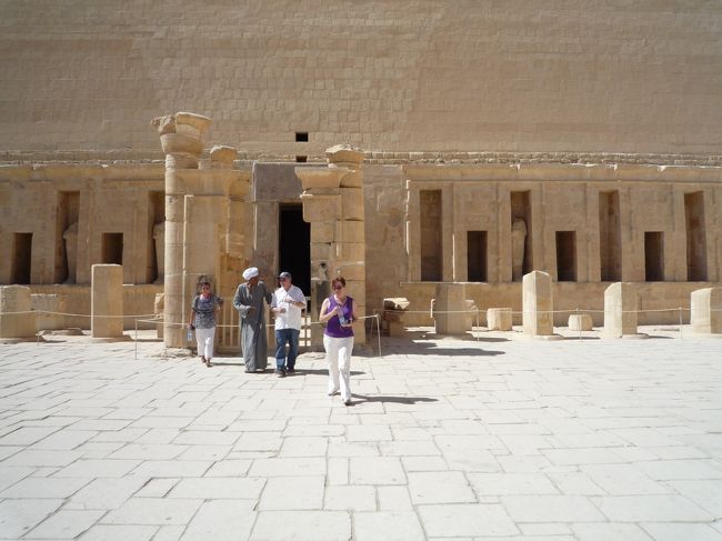 3階に着き、奥はこのようになってました