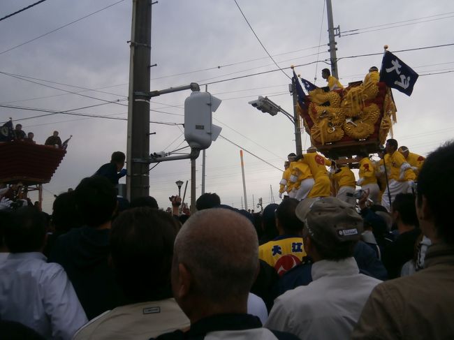 挑発を受けた大江太鼓台が突進！