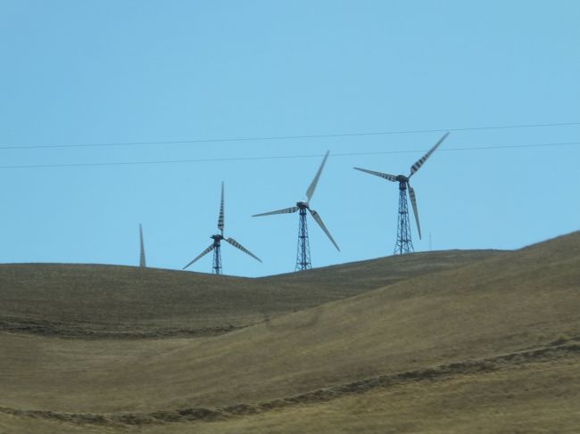 風力発電風景<br /><br />規模が大きくて驚きました。<br /><br /><br />