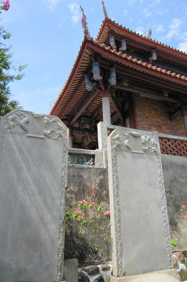 2011春、台湾旅行記6(6)台中から台南へ、車中で観た長編アニメのバッテンライ、赤嵌楼