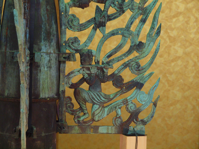 望遠レンズで　やっと写す事の出来た<br />http://4travel.jp/traveler/jiiji/album/10633111/<br />水煙が　ここに<br /><br />まさかこのように近くで漢学出来る日がこようとは夢のようです