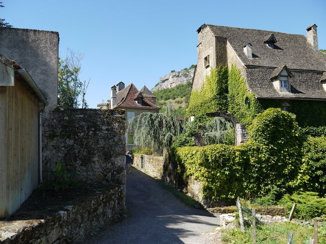 趣のある村の様子です。