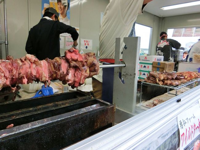 大好物のラム肉が素敵すぎるお姿で焼かれていたので、こちらも購入！