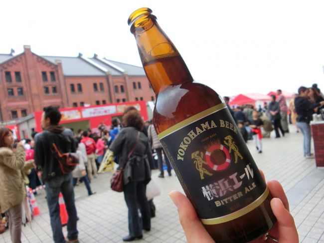 会場で売られていた「横浜エール」で一休み。。。