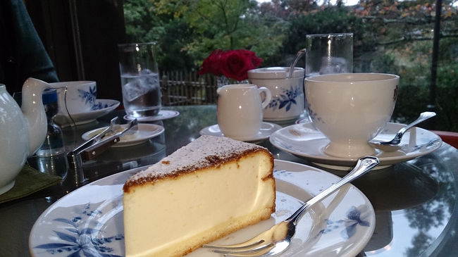 〜ティーラウンジ〜<br /><br />ケーキセットをいただきました♪