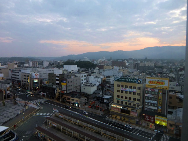 快晴とは言えませんが<br /><br />　陽は登り始めました