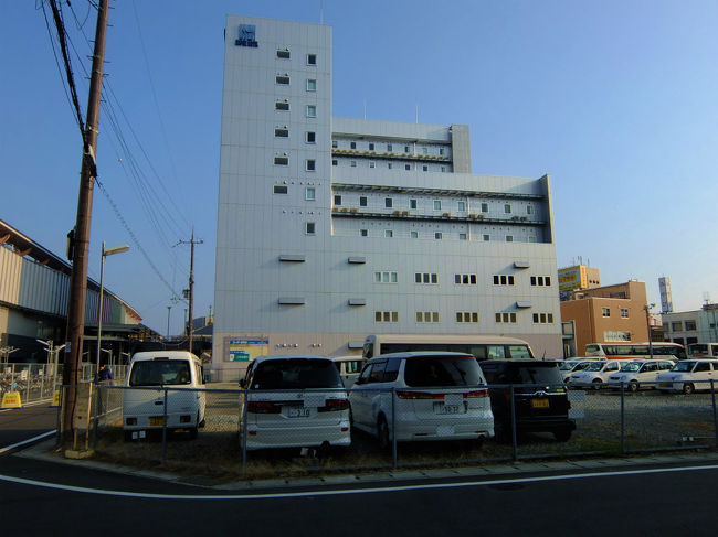 ロハススーパーホテル奈良　裏から　４階以上がスーパーホテルです