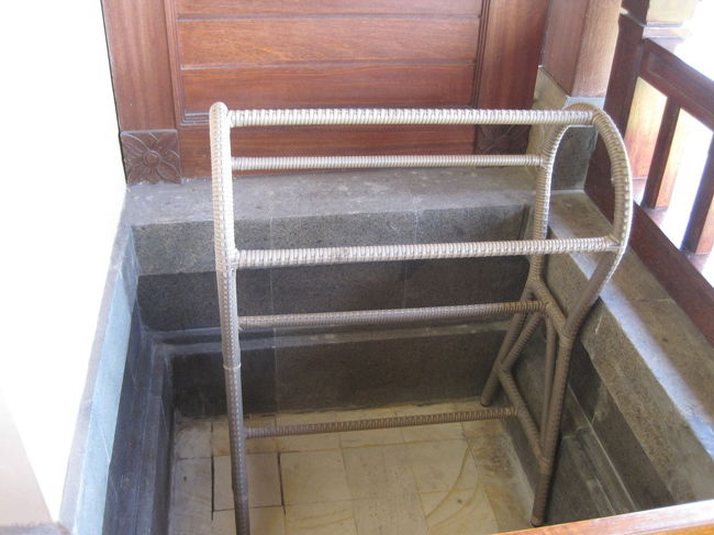 ベランダにはちゃんと物干し！<br />水着を干すのに使いました。