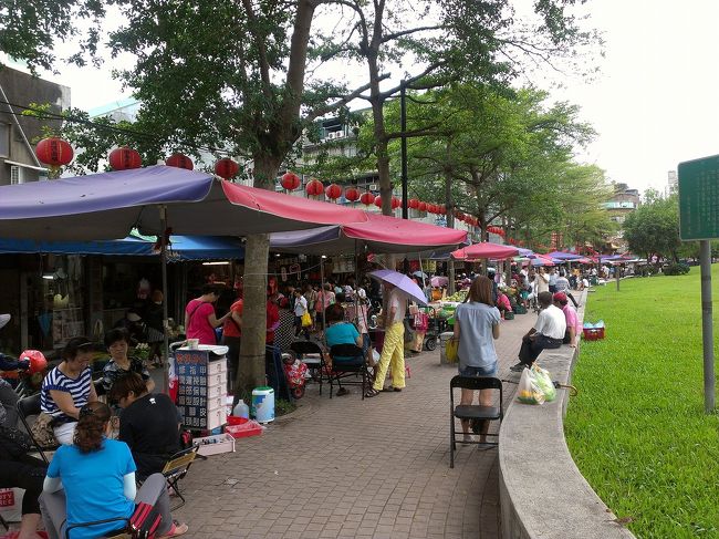 買い物はせずにプラプラ歩きました。