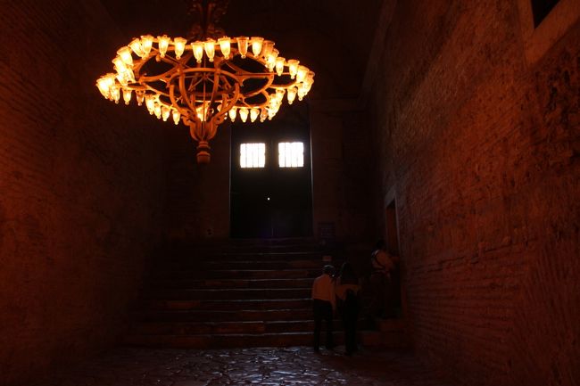 2階に上がる通路