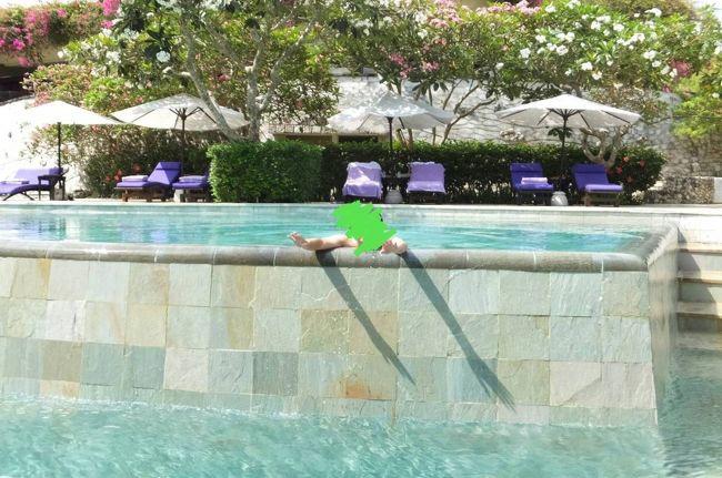 楽しそうに遊んでます。<br />誰もいなくて広々〜(^^)