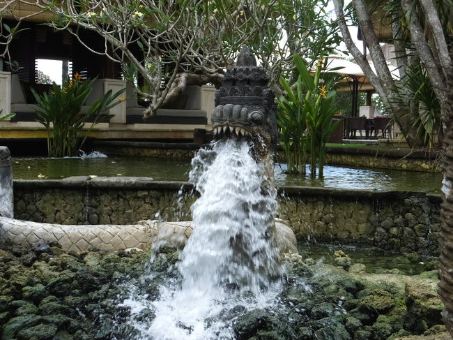 すごい勢いで出てます。