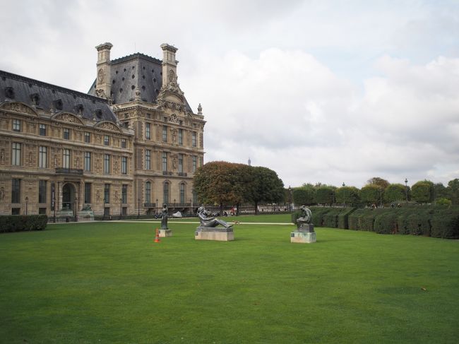 芝生が良い感じです。