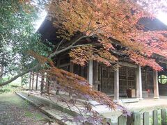 坂東三十三箇所第22番佐竹寺。茨城県常陸太田市にある真言宗豊山派の寺。
朝一番での参拝でもあり清々しい。