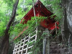 坂東三十三箇所第17番満願寺。栃木県栃木市にある真言宗智山派の寺院。
写真は奥之院の拝殿です。