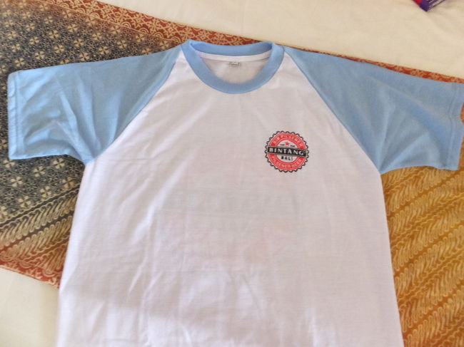 上のワンピースを買うときに一緒に勧められて買った王子のビンタンTシャツ。<br />パジャマにするみたいです。RP.100,000