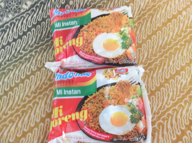インスタントミーゴレン。<br />1つRP.1,800くらい。